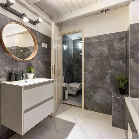 & Cozy Dream By Prestige Homes Apartament